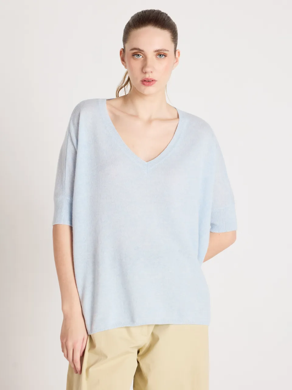 absolut-kate-pullover-poncho-100-kaschmir-v-ausschnitt-kurzarm-hellblau-heathere image 1