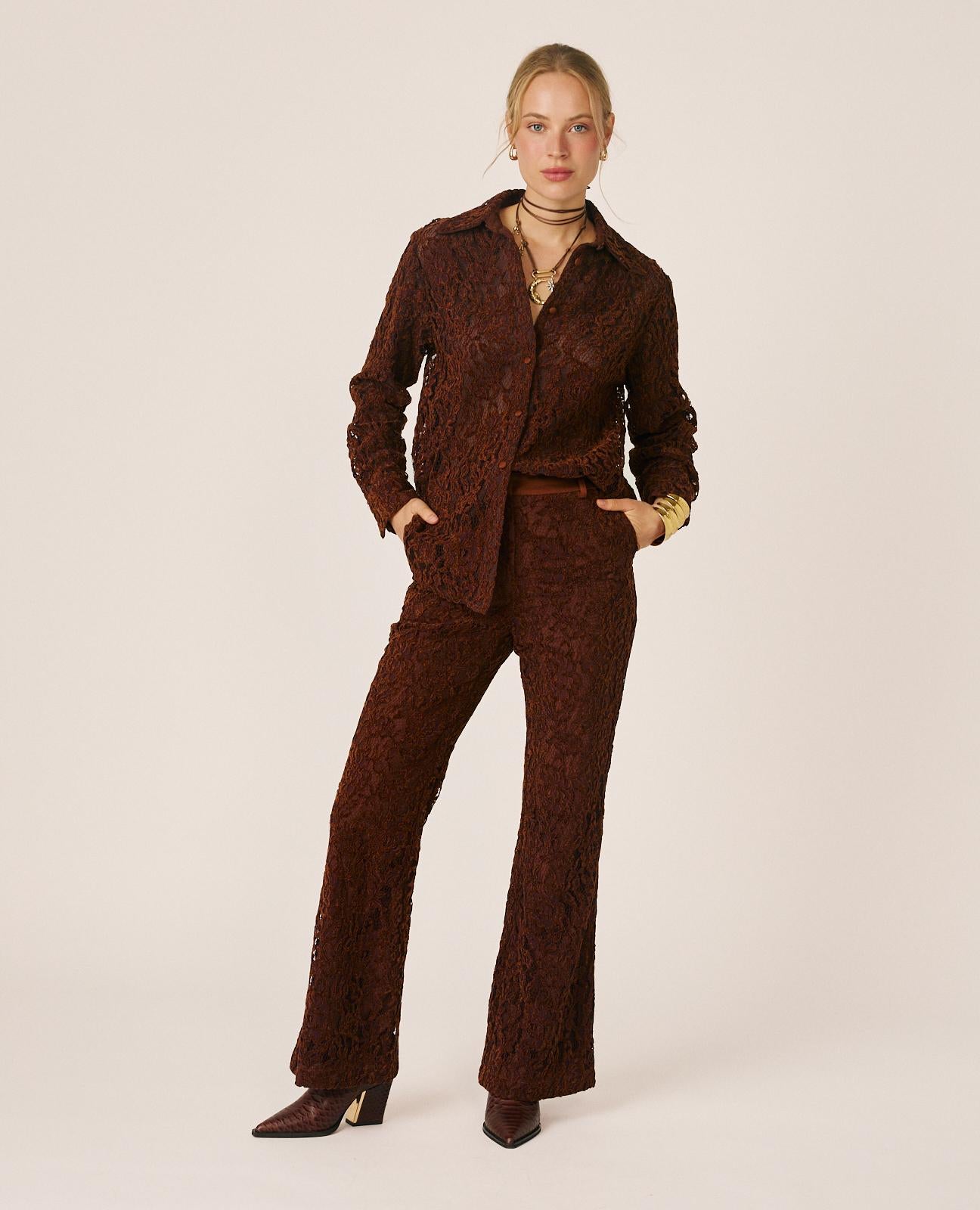 alma-en-pena-lace-flare-pants-damen-spitzenhose-braun-high-waist image 3