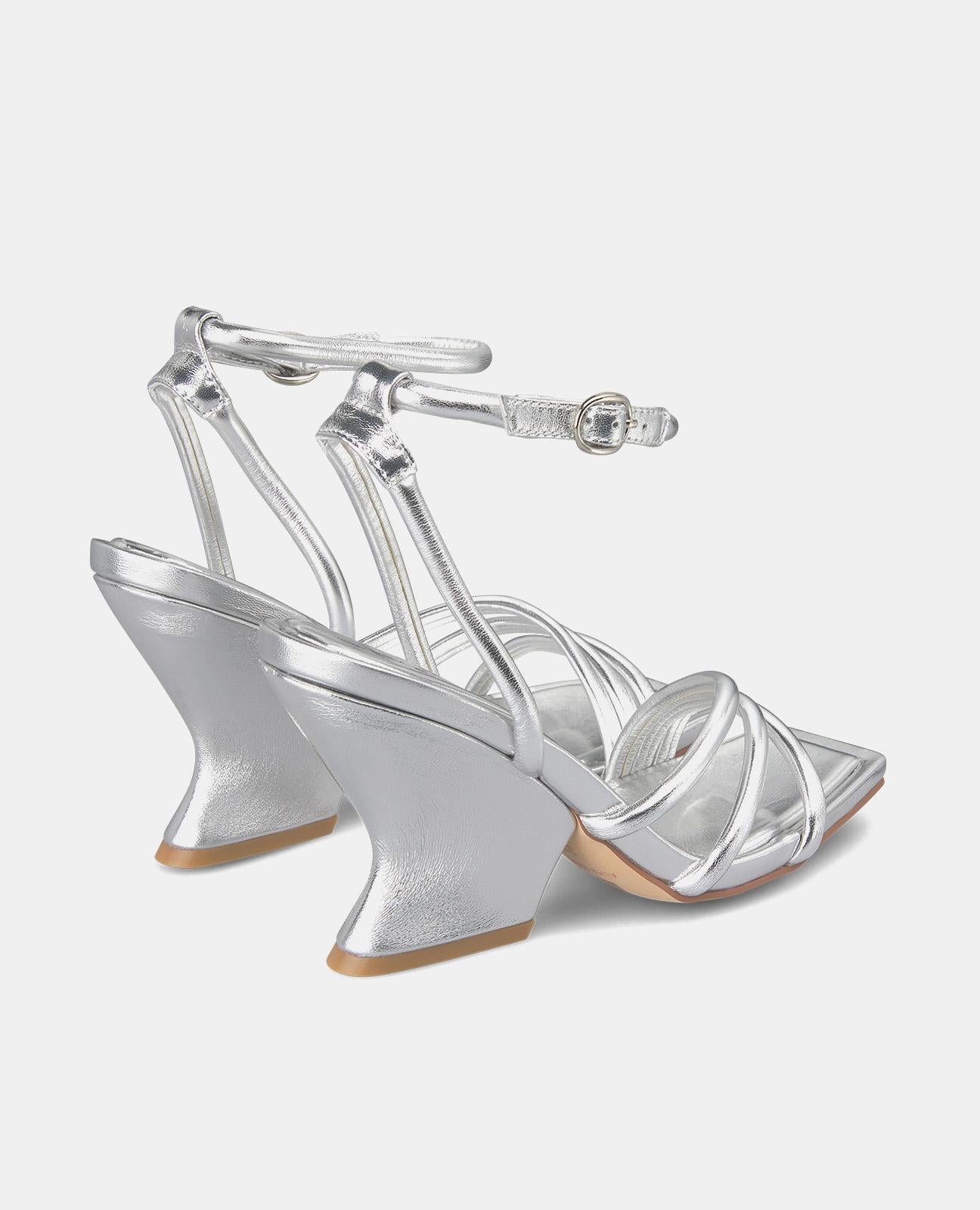 alma-en-pena-sandal-damen-sandalen-silber-riemchen-curved-heel-9cm image 3