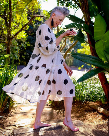 alembika-moon-dot-crinkle-swing-dress-cream-damen-chiffonkleid image 5