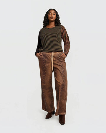 alembika-python-wide-leg-stretch-jeans-boa image 3