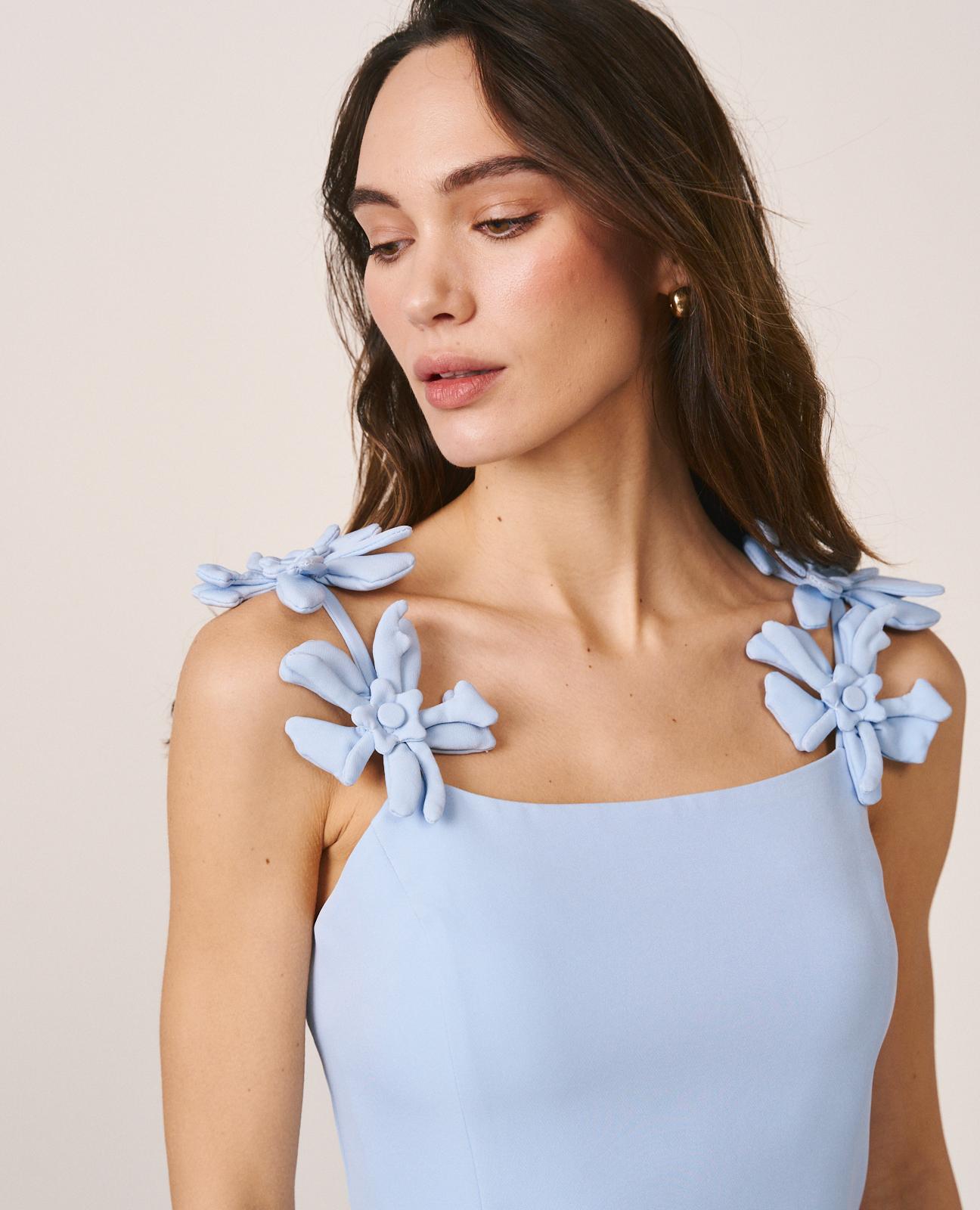 alma-en-pena-floral-straps-minikleid-tr-gerkleid-hellblau-aus-krepp-mit-blumen image 5