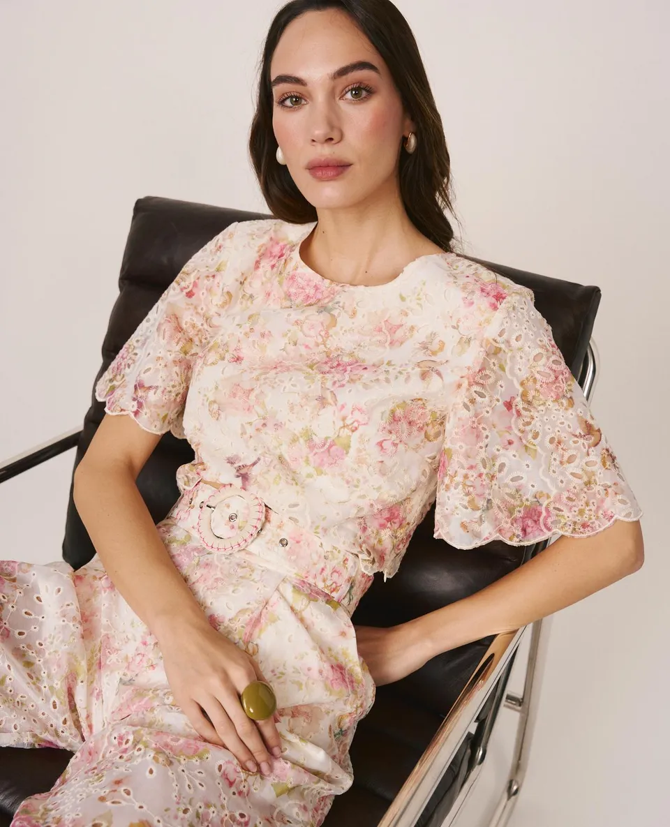 alma-en-pena-floral-stickerei-top-rosa image 1