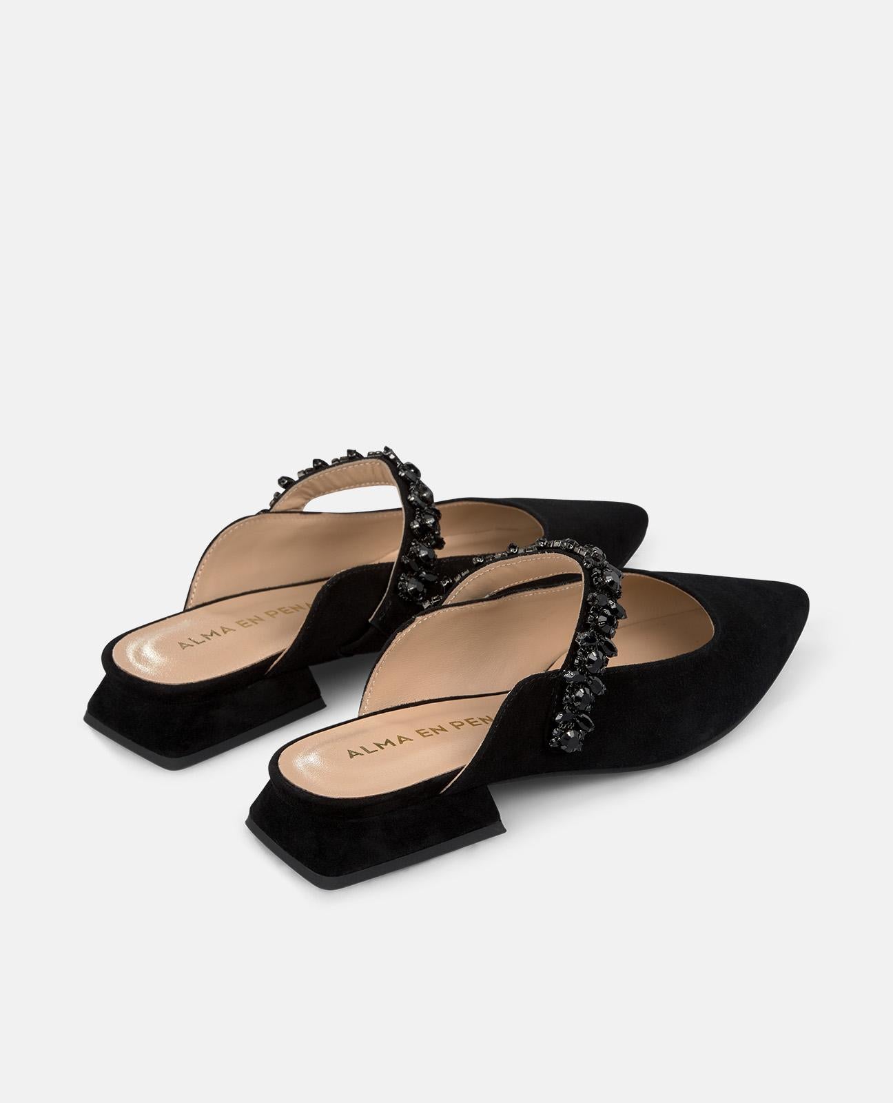 alma-en-pena-mule-spitzer-flachschuh-schwarz-mit-strass-riemen-2-cm image 3