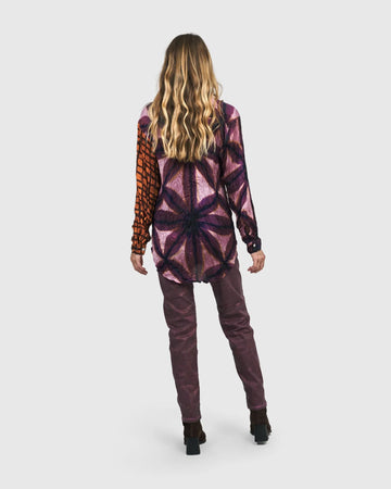 alembika-rodeo-shirt-mix-gekrepte-relaxed-bluse-mit-print image 7