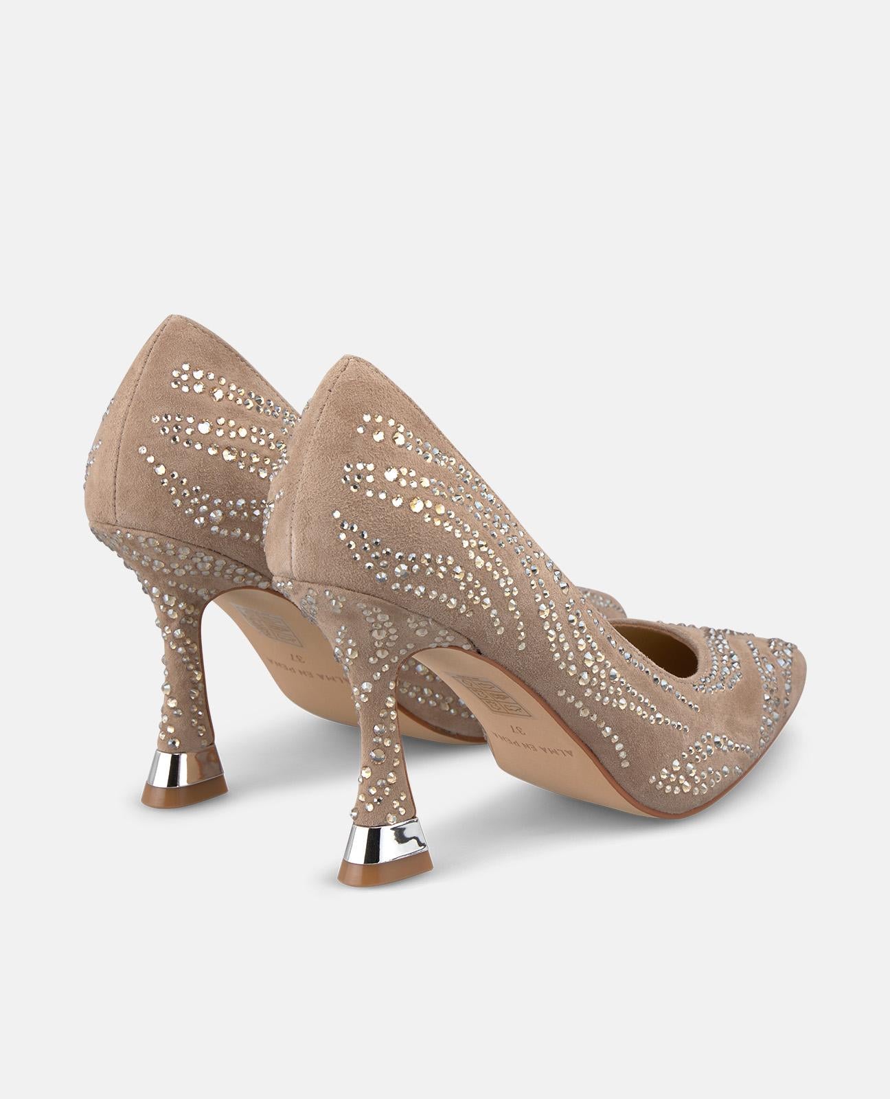 alma-en-pena-pumps-vison-spitz-mit-strass-und-9-cm-absatz image 3