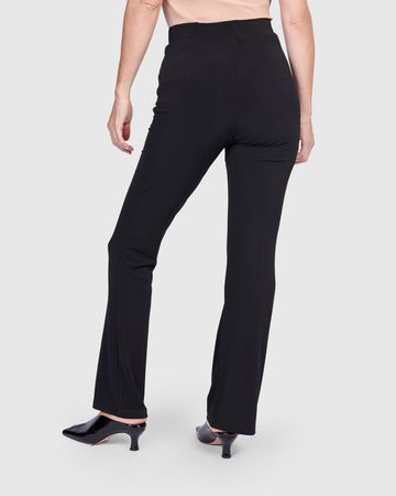 alembika-essential-kick-flare-hose-schwarz image 7