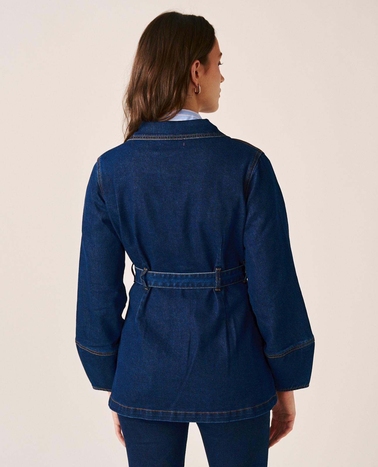 alma-en-pena-jeansjacke-f-r-damen-in-dunkelblau-mit-tailleng-rtel image 7