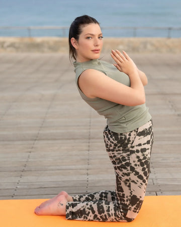 alembika-exhale-jogger-stone-tie-dye-bio-baumwoll-jogpants image 8