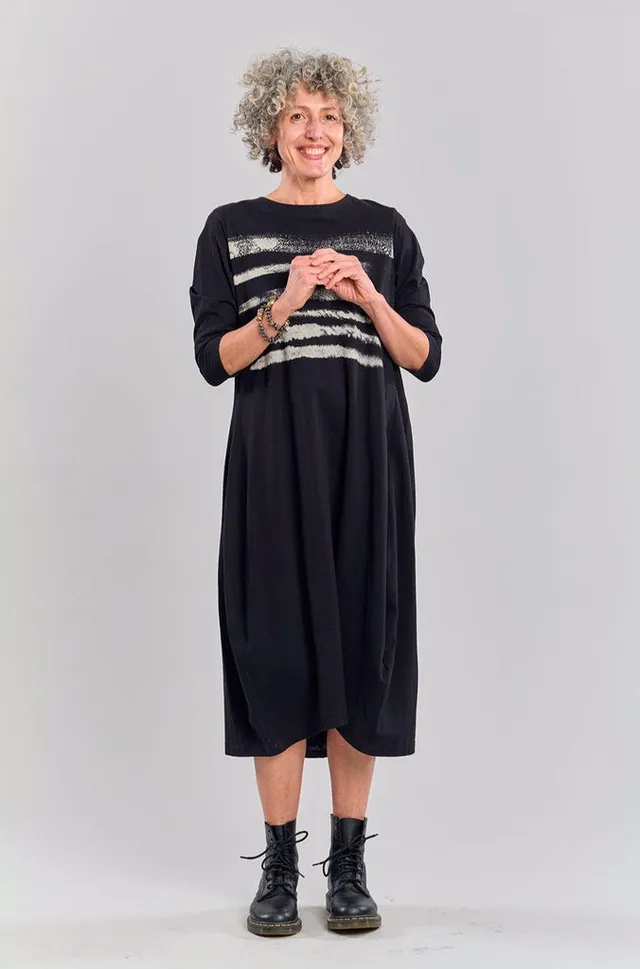 alembika-chalk-stripe-midi-dress-black-baumwoll-midikleid image 1