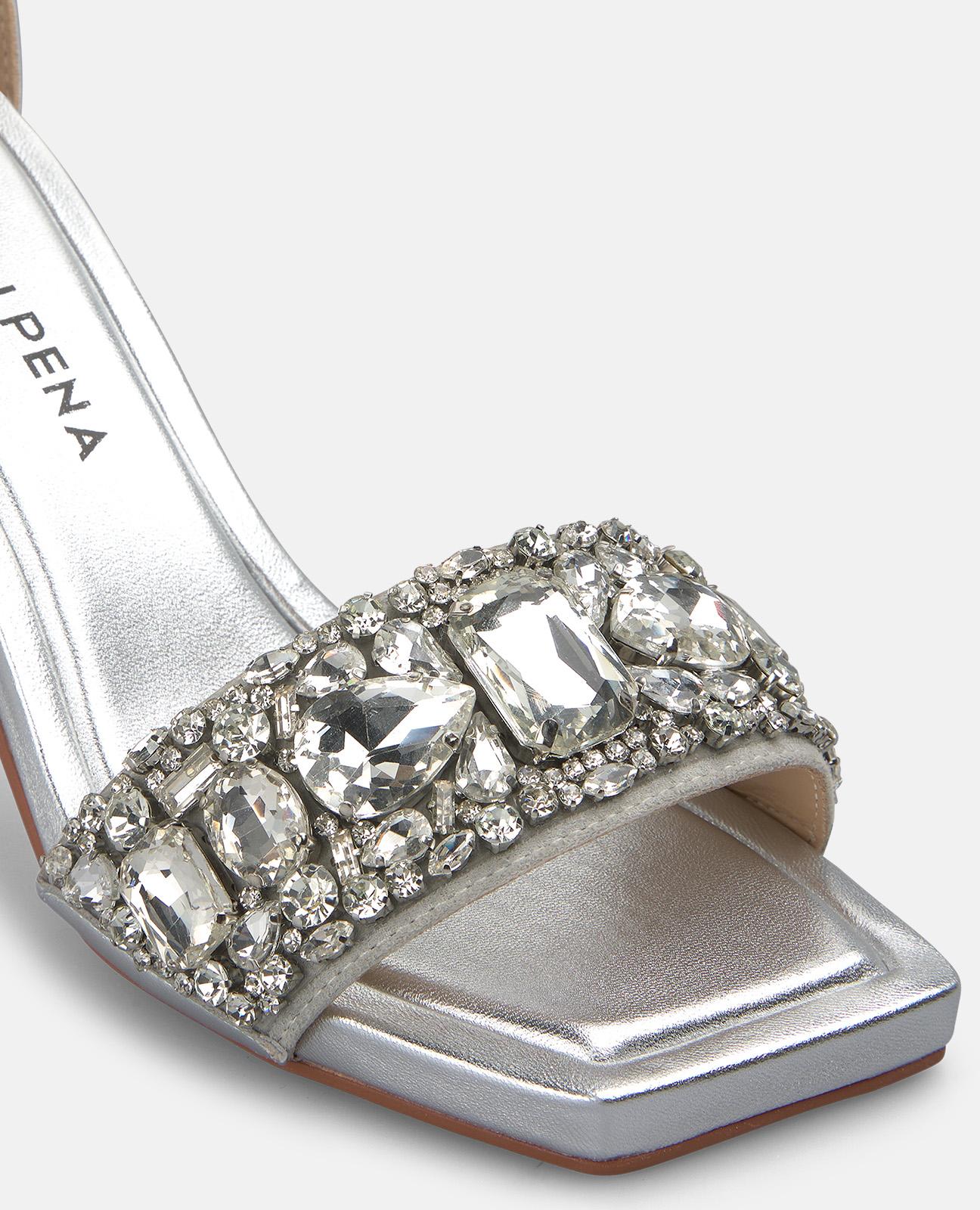alma-en-pena-metallic-riemchen-sandalen-silber-eckige-zehe-strass-9-cm-absatz image 4