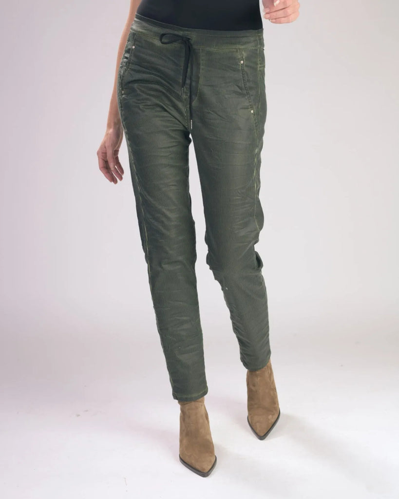 alembika-pinstripe-iconic-stretch-jeans-green-damen-jeans image 1