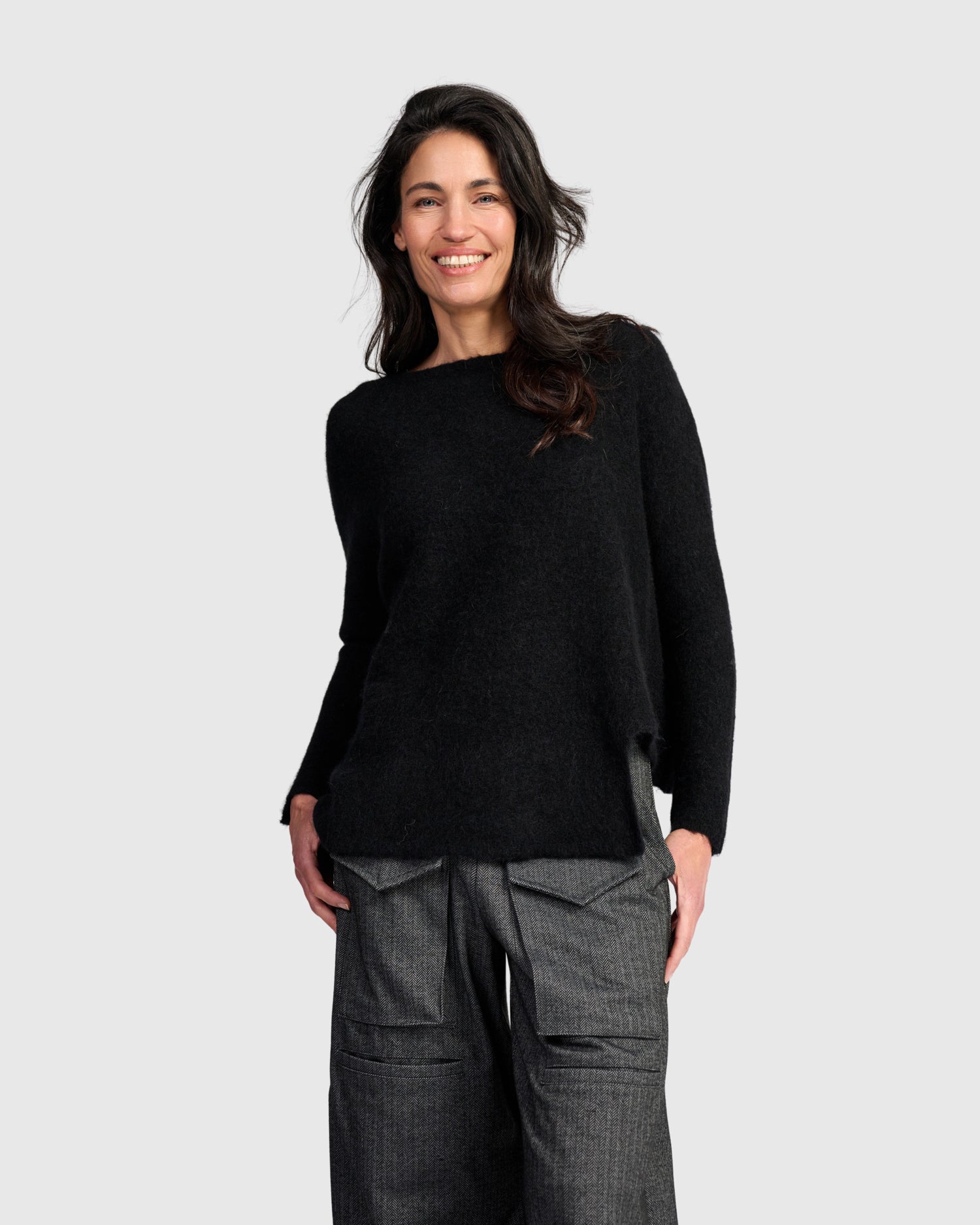 alembika-sculpt-boxy-sweater-pullover-black image 1