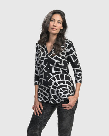 alembika-hypnotic-signature-v-neck-top-silver image 3