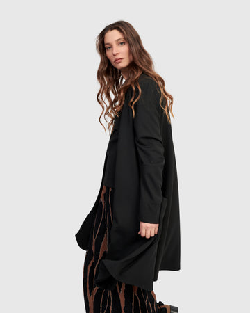 alembika-essential-cardi-jacke-schwarz-a-linie-midil-nge image 2