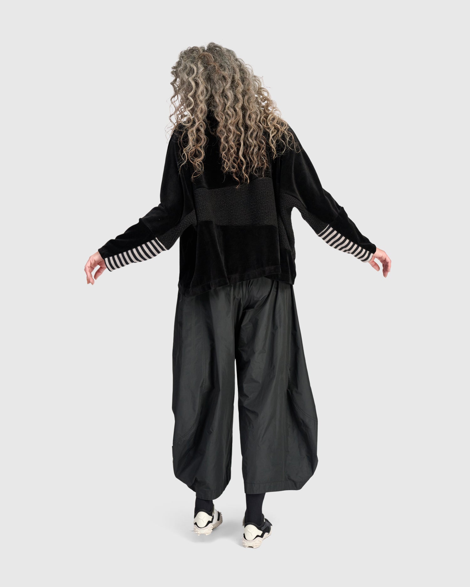 alembika-urban-soder-top-black-mix-samt-tunika image 5