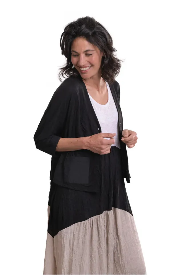 alembika-go-to-crinkle-cardigan-jacke-schwarz image 1