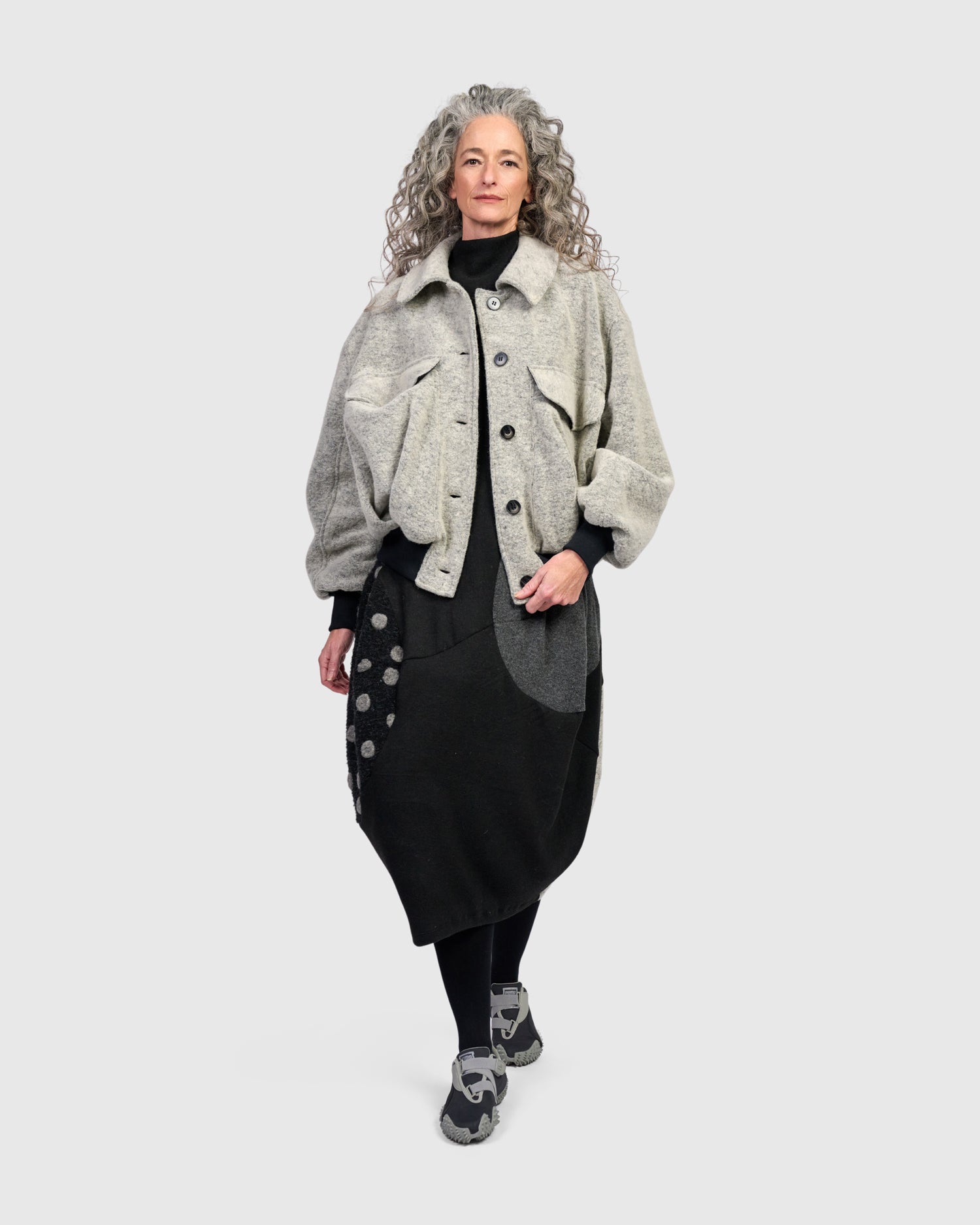 alembika-urban-brushed-varsity-jacke-cloud-grey-oversize-fleecejacke image 6