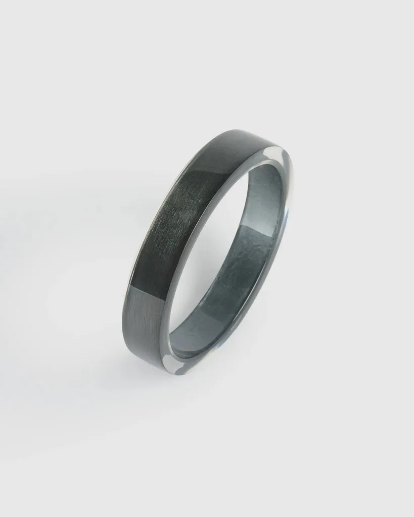 alembika-minimalist-bangle-armreif-meteor image 1