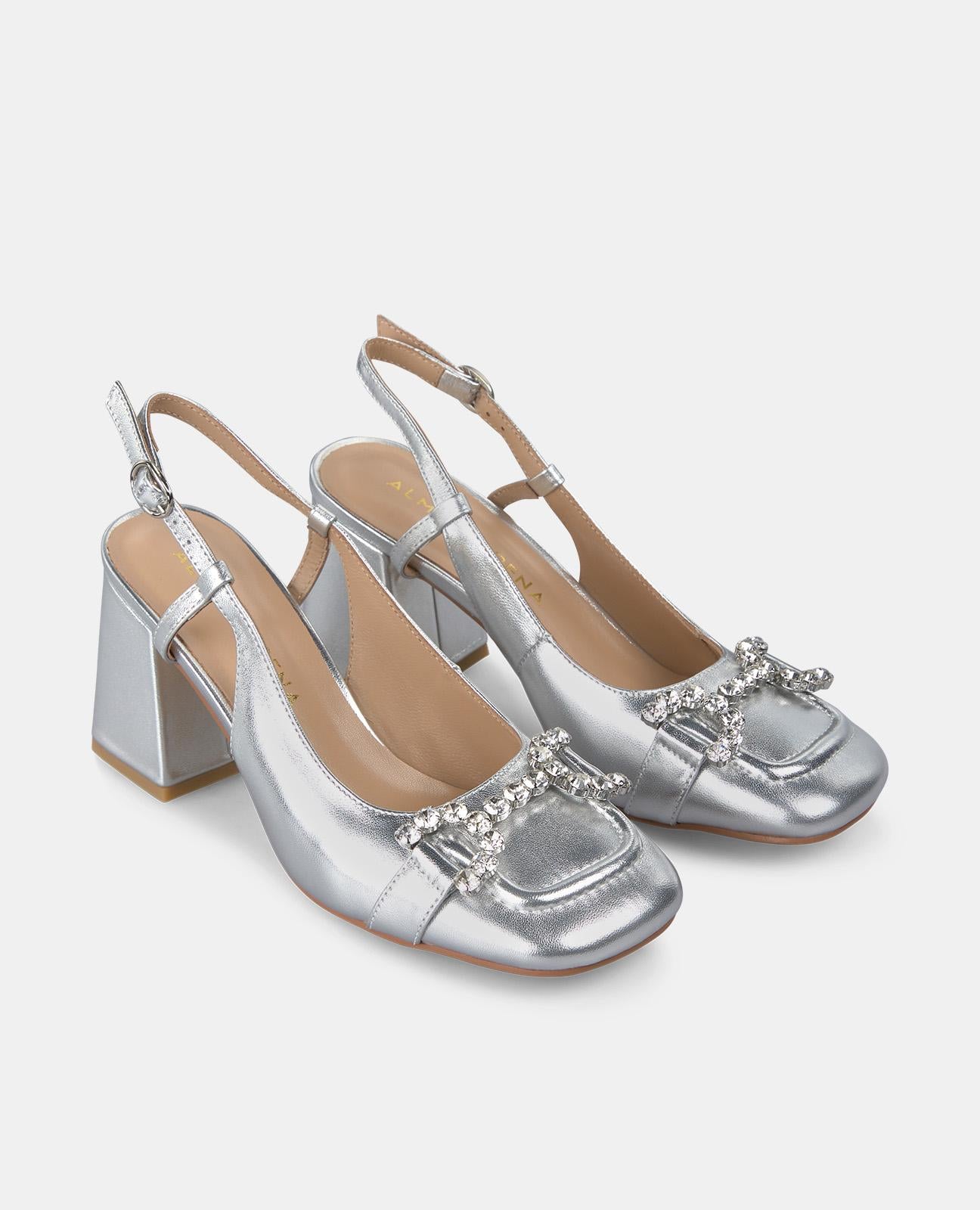 alma-en-pena-pumps-silber-7-5-cm-mit-steg-und-schnalle image 2