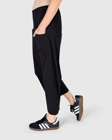 alembika-urban-stockholm-easy-pants-schwarz image 3