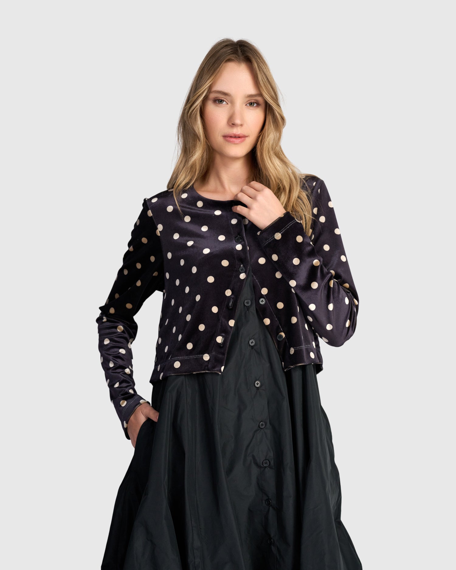 alembika-starfall-cardi-kleid-schwarz-dots image 2
