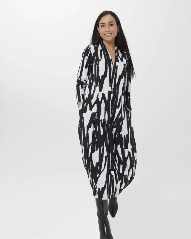alembika-cyber-cocoon-kleid-brush image 1