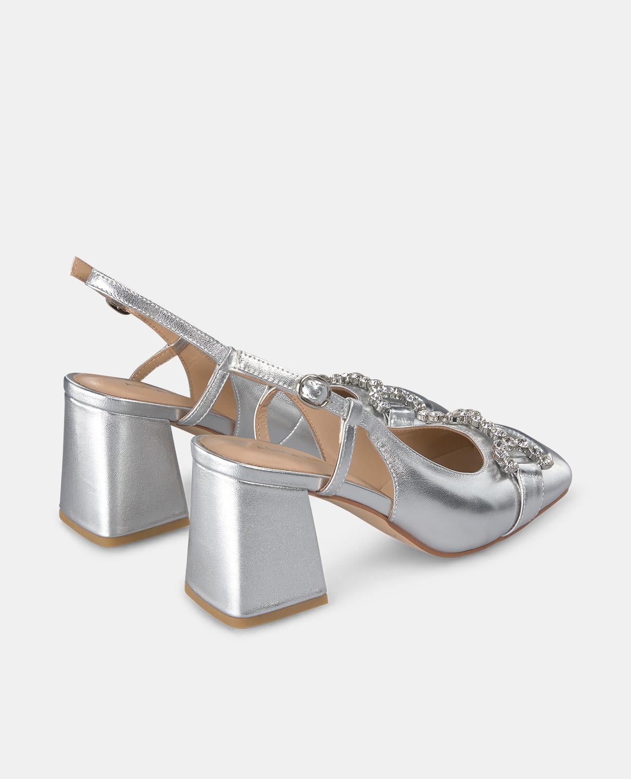 alma-en-pena-pumps-silber-7-5-cm-mit-steg-und-schnalle image 3