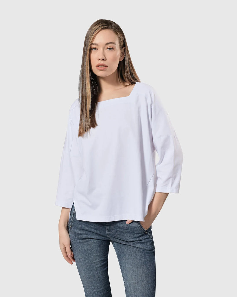 alembika-hip-to-be-square-top-white-baumwoll-shirt image 1