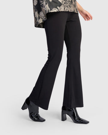 alembika-essential-slinky-flare-hose-schwarz-lang image 6