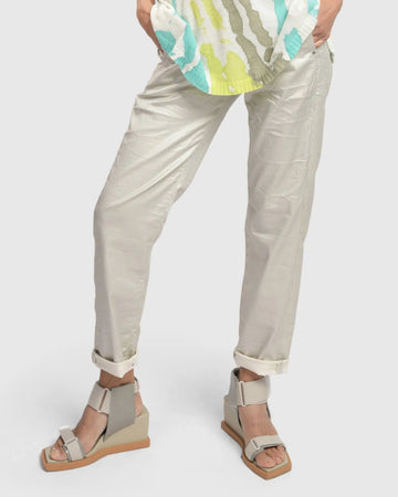 alembika-pinstripe-iconic-stretch-jeans-pearl-white image 3
