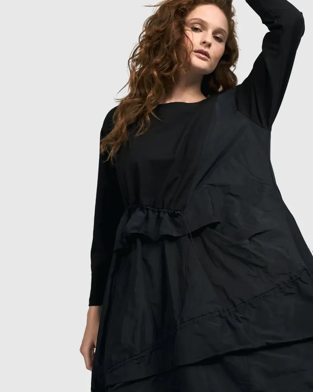 alembika-urban-alpha-cargo-dress-schwarz-midi-cocoon image 1