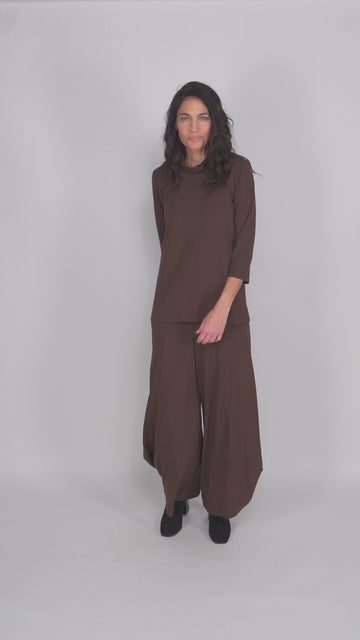 alembika-essential-mockneck-top-kaffee image 6