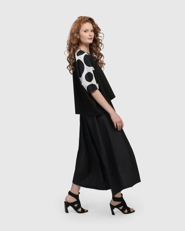 alembika-urban-commuter-tee-mono-cropped image 8