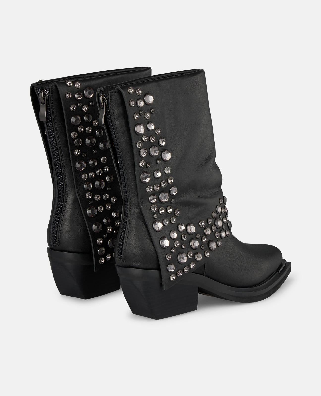 alma-en-pena-tachas-boots-flache-stiefeletten-mit-nieten-6-cm-absatz-schwarz image 3