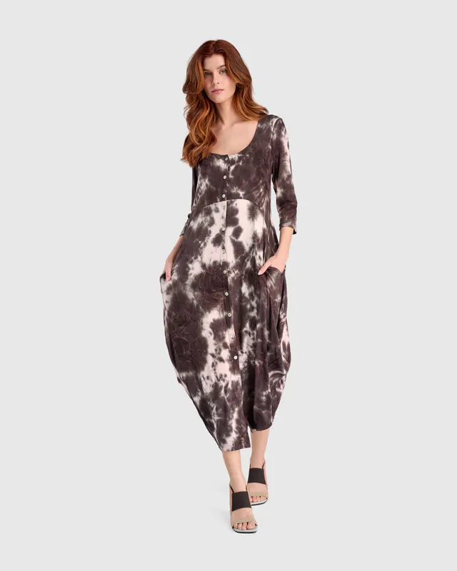 alembika-homebound-button-dress-braun-pink-tie-dye image 1