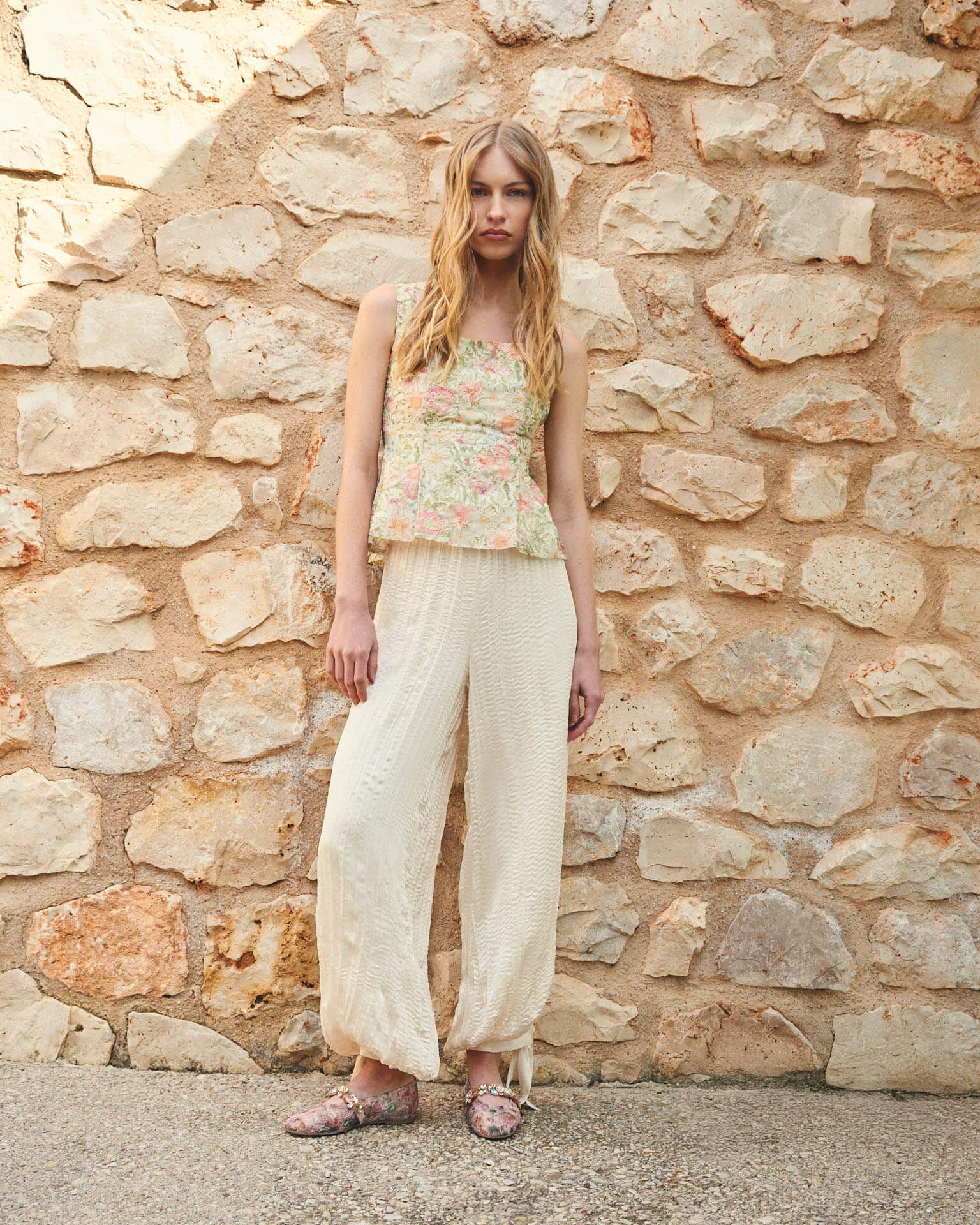 alma-en-pena-plissee-hose-satin-harem-kn-chellang-wei image 3