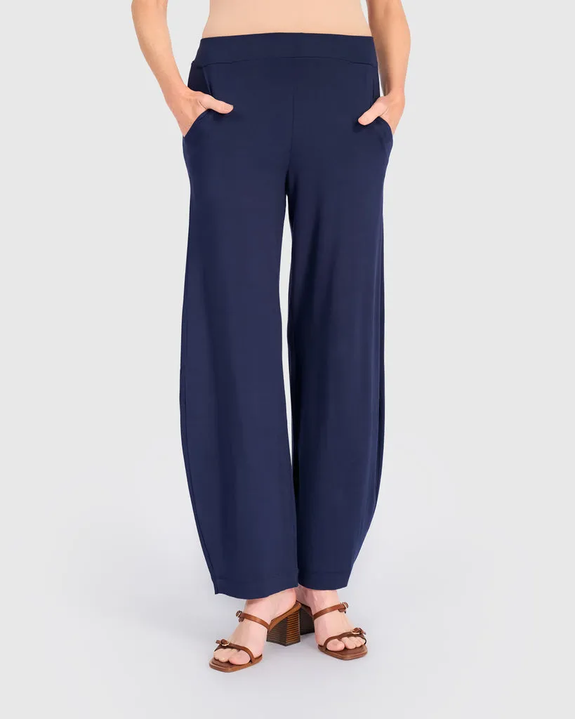alembika-essential-flow-pants-navy-jerseyhose-dunkelblau image 1