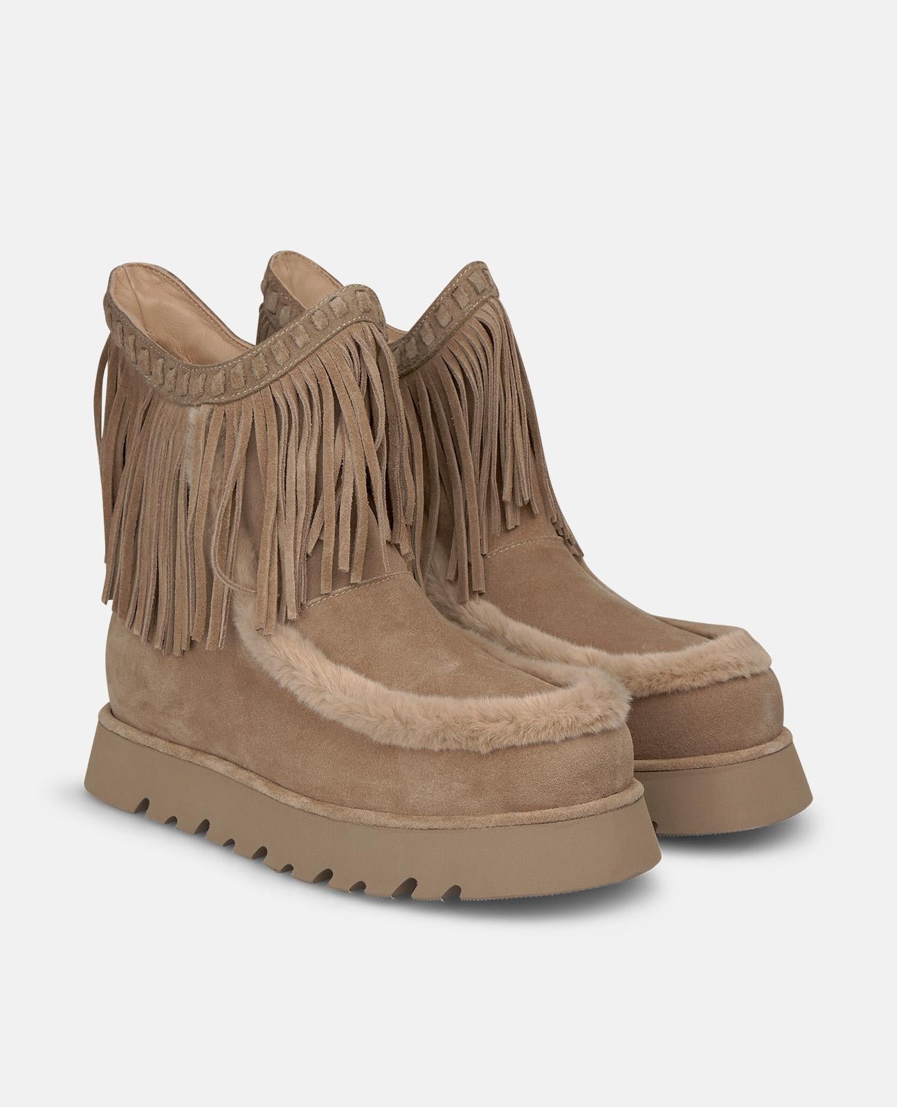 alma-en-pena-apr-s-ski-boots-vis-n-velours-mit-fransen-lammfell image 2