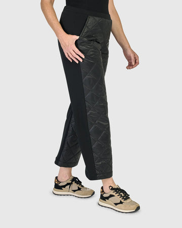 alembika-urban-interstellar-relaxed-pants-up437b-hose-in-black image 4