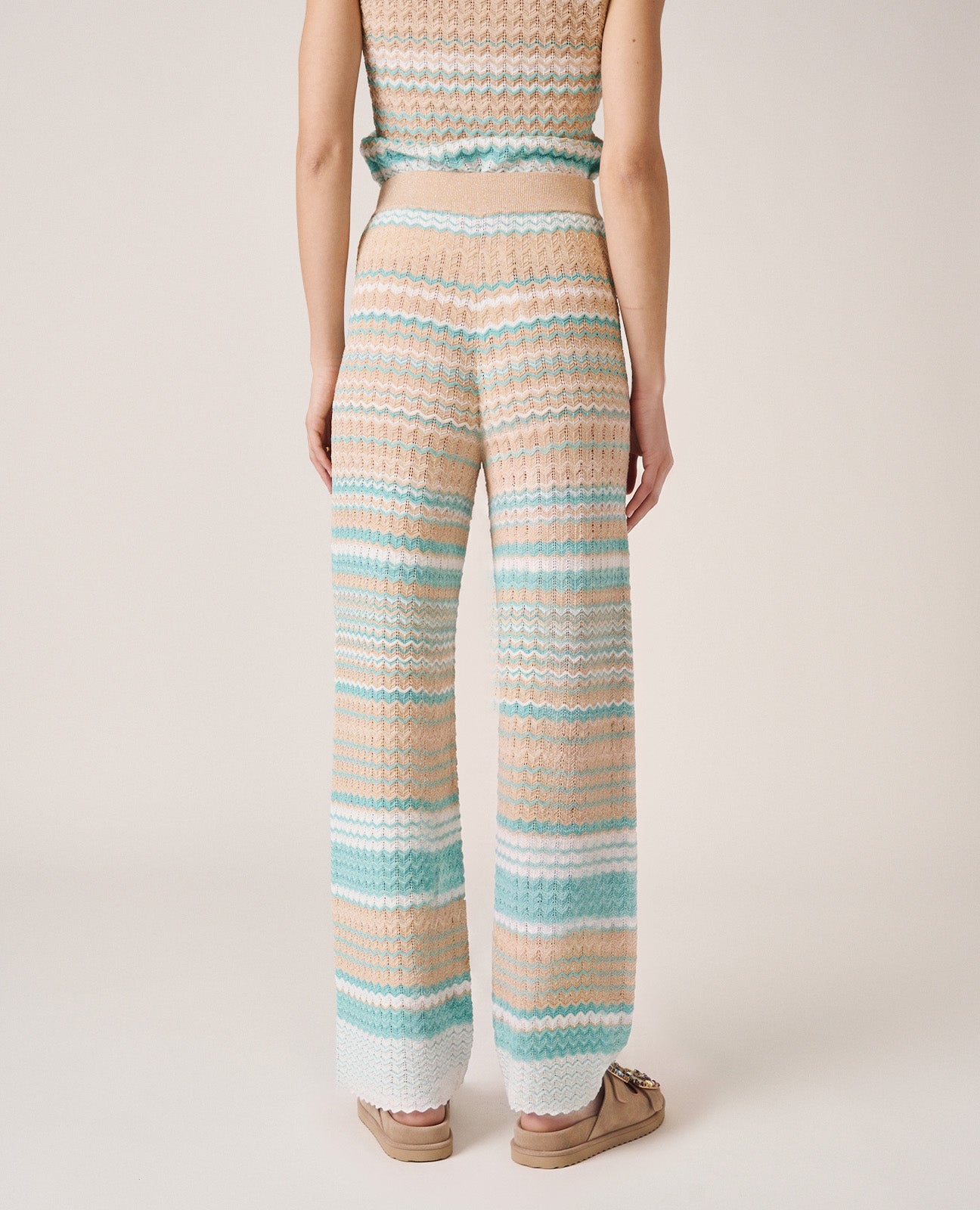alma-en-pena-straight-knit-trousers-strickhose-blau image 6