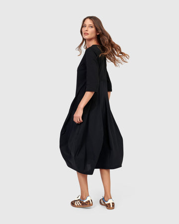 alembika-tekbika-slack-kleid-schwarz-midi-cocoon image 6