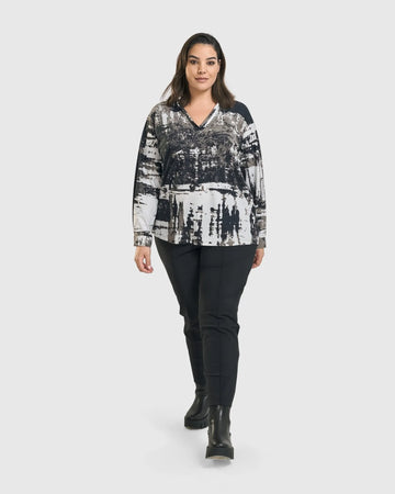 alembika-digi-v-neck-pullover-top-marble image 4