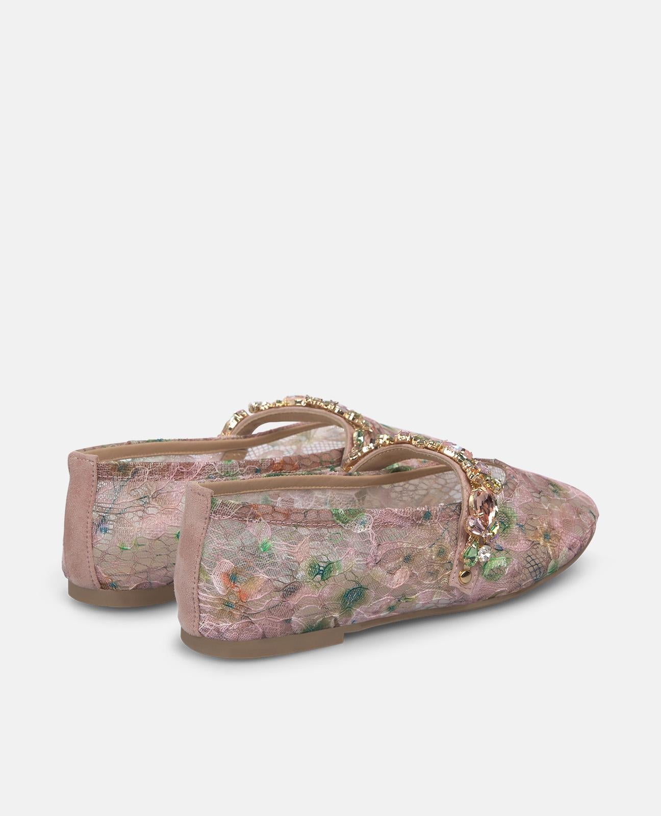 alma-en-pena-dancer-jewelry-detail-ballerinas-in-rosa-mit-schmuck-riemen image 4