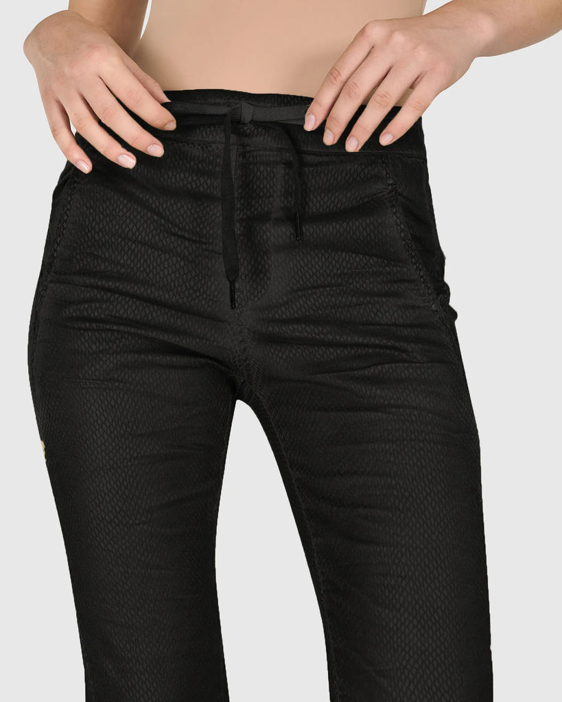 alembika-iconic-stretch-jeans-black-snake image 1