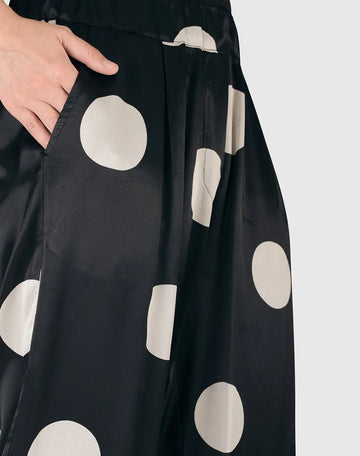 alembika-moon-dot-plissee-hose-schwarz-elfenbein image 4