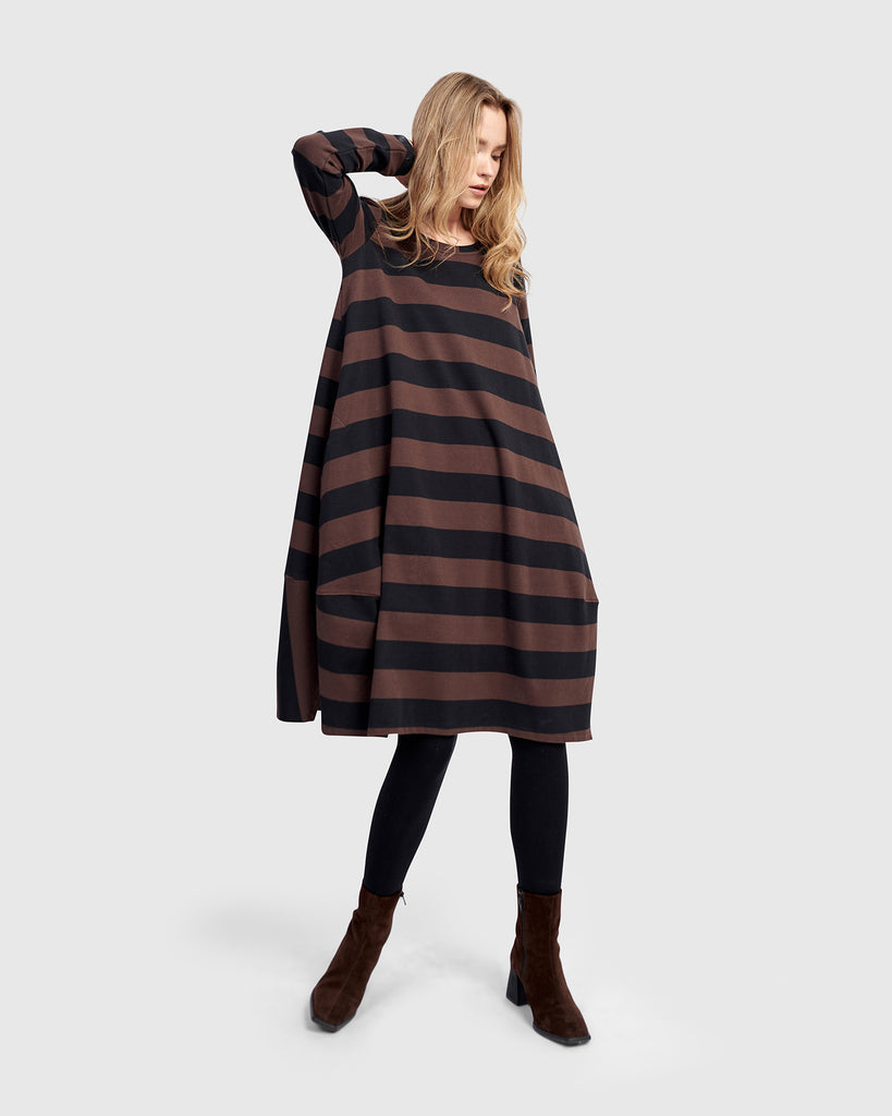 alembika-urban-moxy-relaxed-dress-brown-jersey-kleid image 1