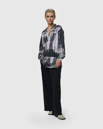 alembika-digi-v-neck-pullover-top-marble image 3
