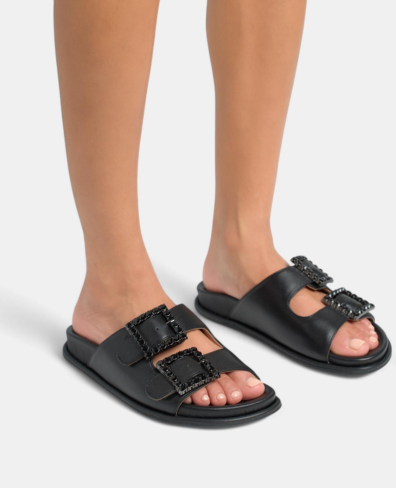 alma-en-pena-comfort-buckle-sandale-flache-damensandale-schwarz-mit-strass-schna image 4