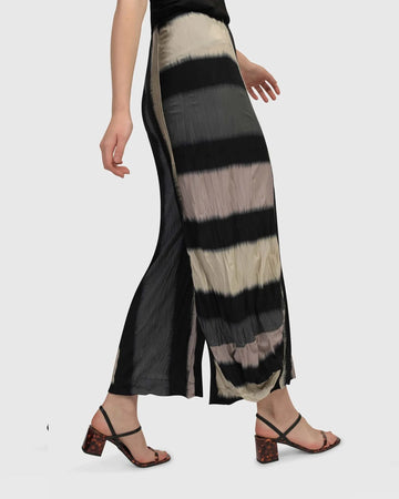 alembika-jess-crinkle-punto-hose-stripe image 2